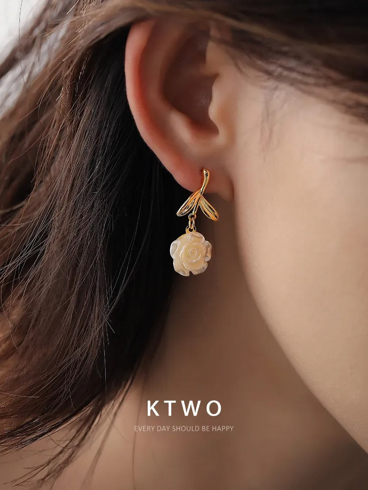 The White Rose Sculpted Drop Earrings | Mother of Pearl Style