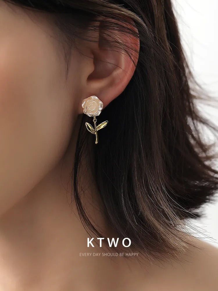 The White Rose Sculpted Drop Earrings | Mother of Pearl Style