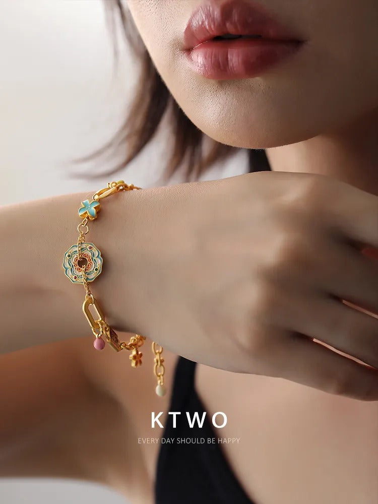 ARLINSTORY&KTWO·01 Bracelets