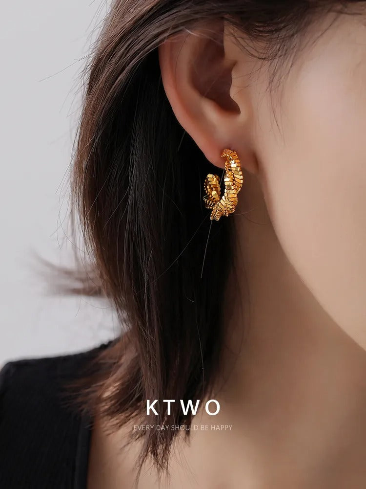 The Golden Braided Rope Hoops | Chunky 18k Gold Style